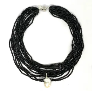 192-10-S | BLACK CRYSTAL NECKLACE w/DETACHABLE WILD PEARL