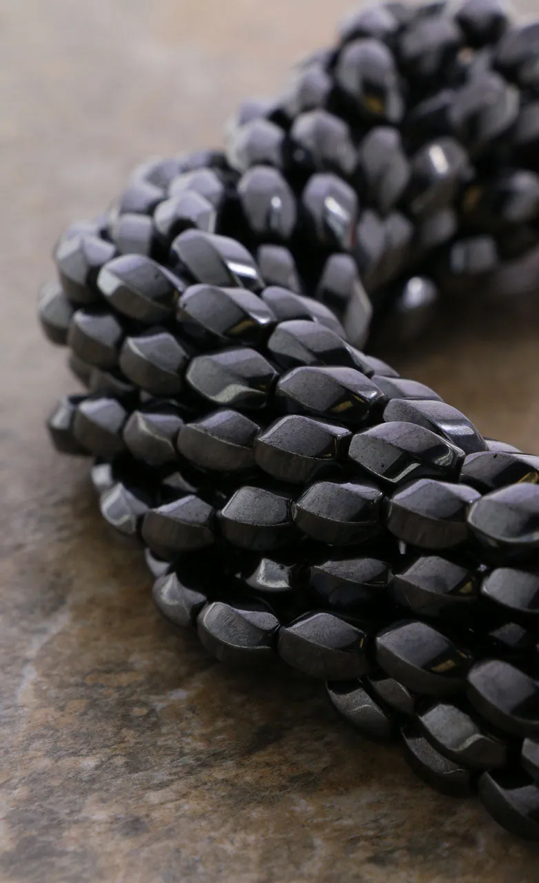8X12mm Magnetic Hematite Hex Twist MH28