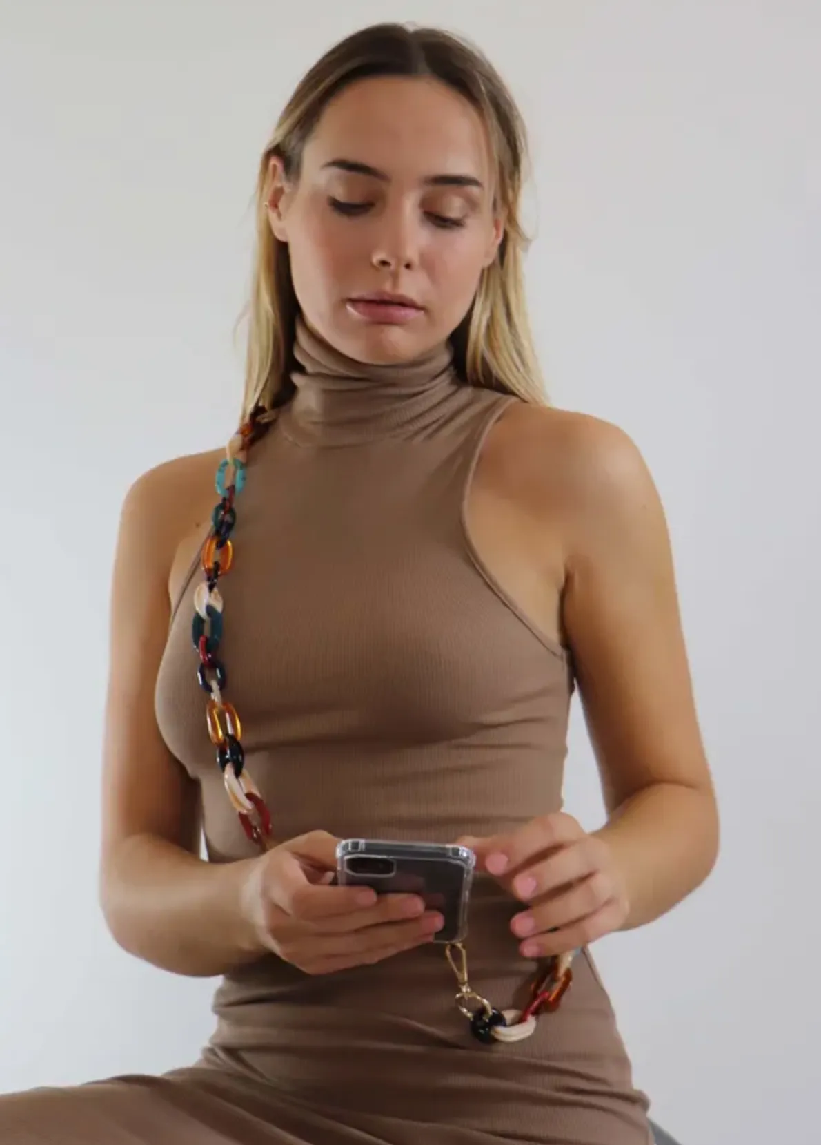 Amber Cell Phone Jewelry Chain (multicolored)