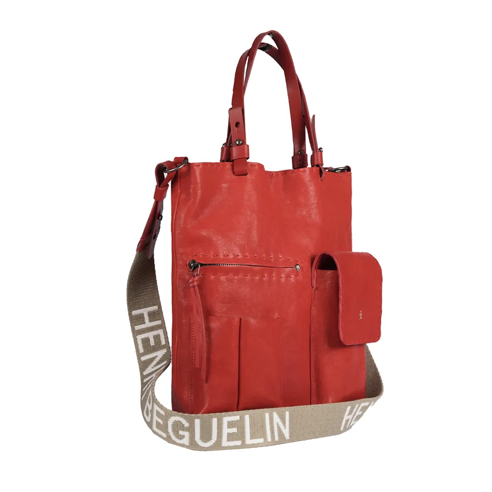 Aura Pocket Old Iron Leather Shoulder Bag in Aragosta