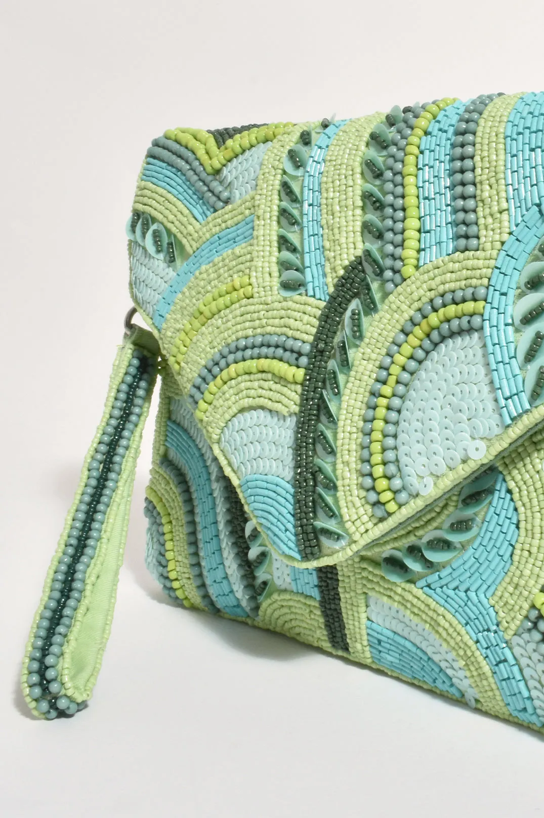 AVA-2607MINT BEADED CLUTCH