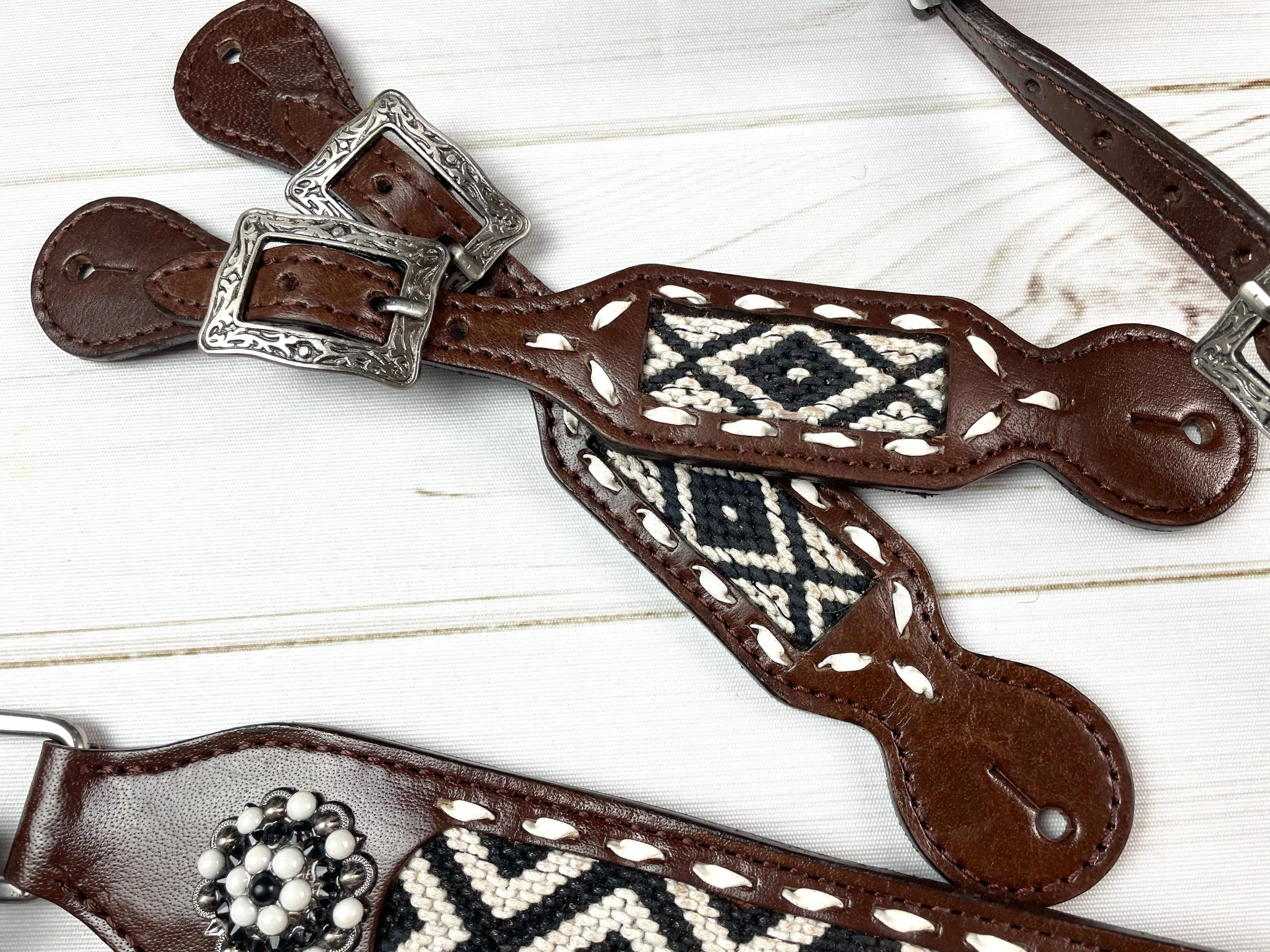 Black & White Woven Inset - White Buckstitch Spur Straps
