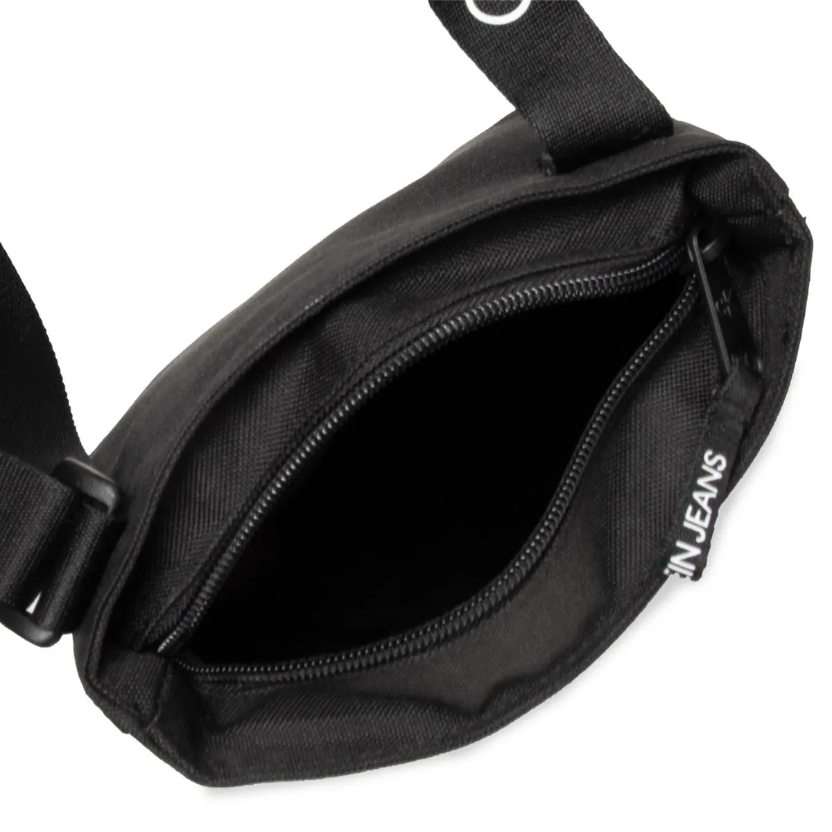 Calvin Klein Shoulder bag MICRO FLATPACK K50K505988 - BLK