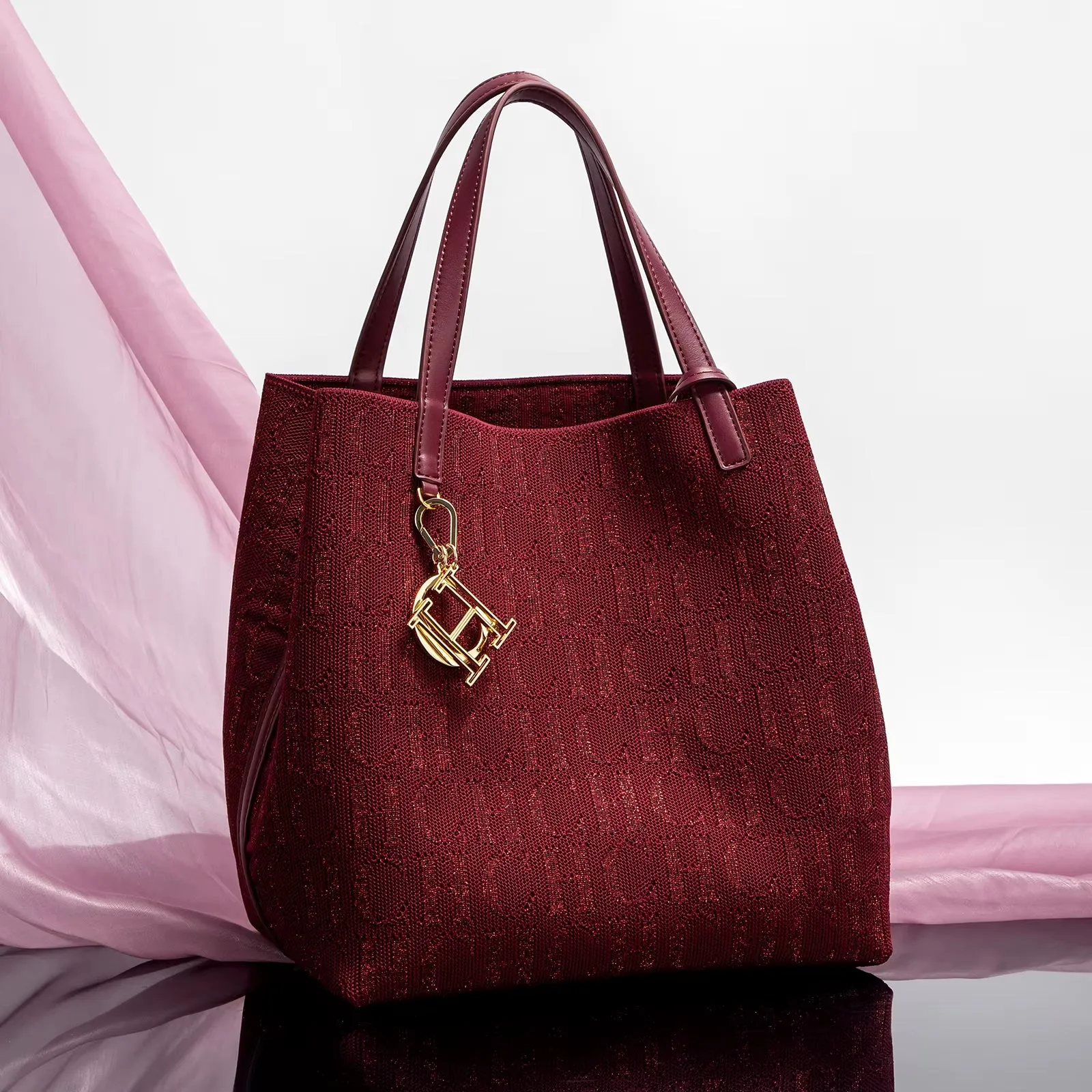 CH Simple Daily Commuter Bag Ladies Crossbod Ladies Tote Bag Large Capacity Ladies Shoulder Bag Solid Colour Letter Print Design