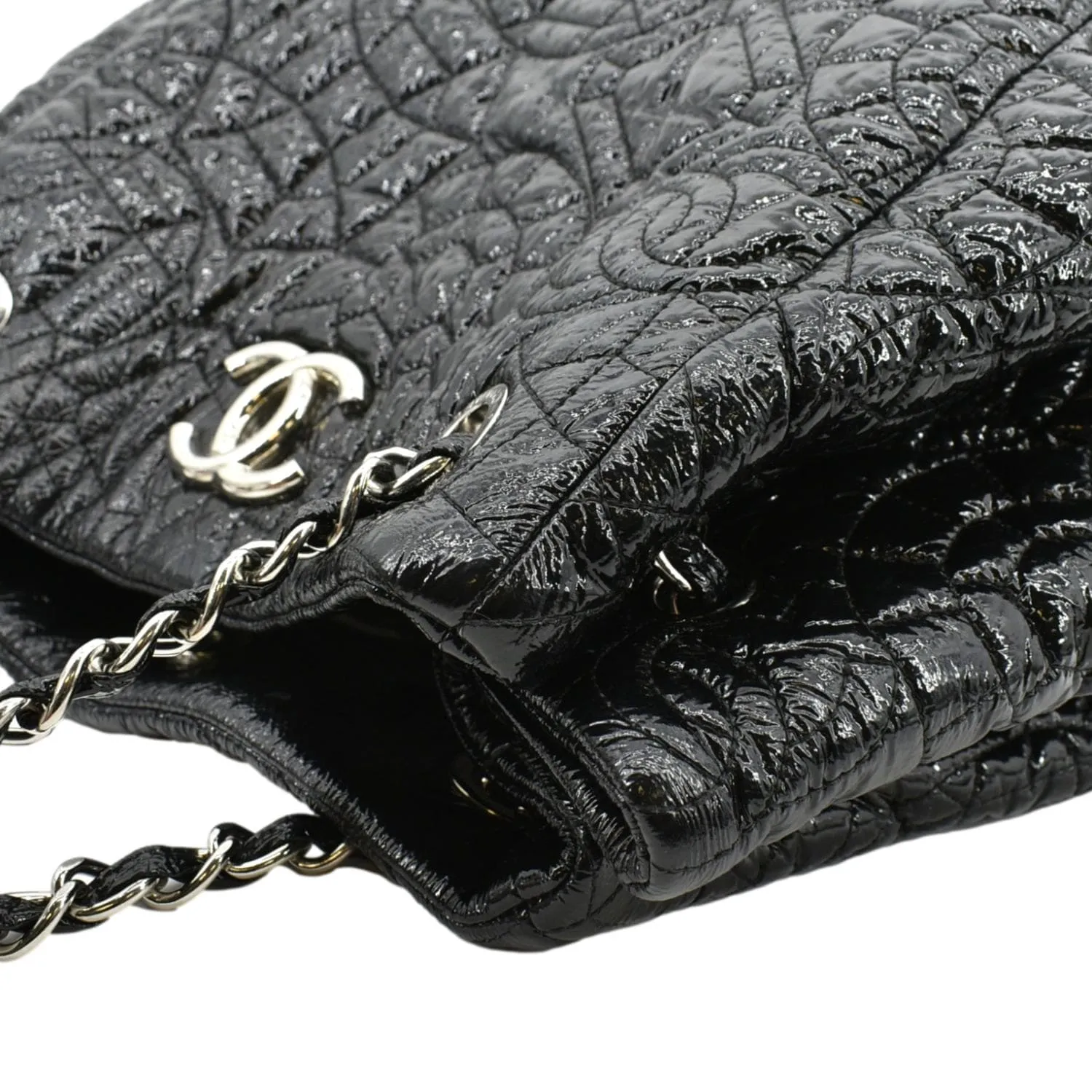 CHANEL Camellia Embossed Vinyl Leather Shoulder Bag Bag Black