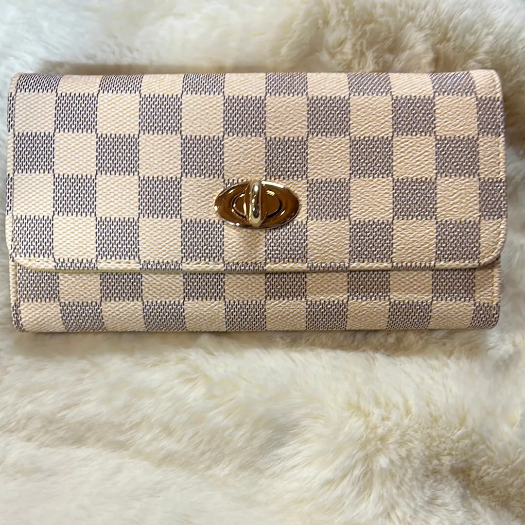 Classy Cream Wallet