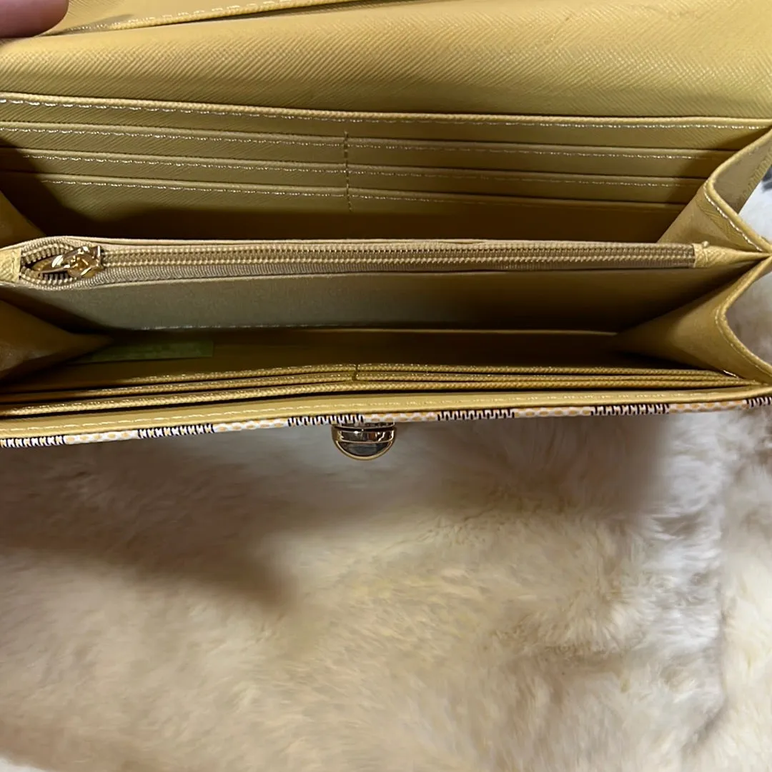 Classy Cream Wallet