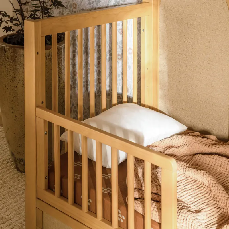 Eloise 4-in-1 Convertible Crib