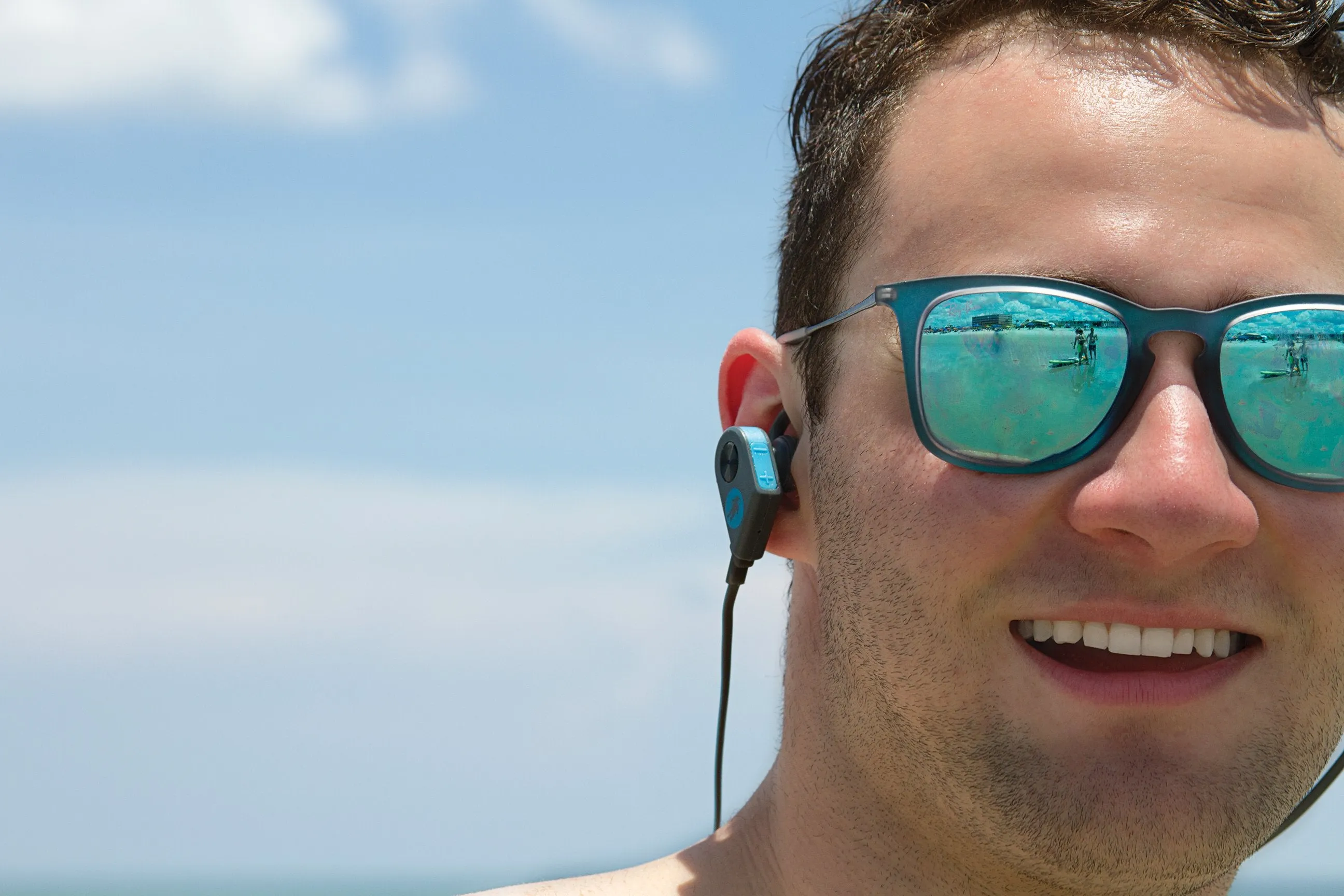 FRESHeBUDS PRO - Waterproof Magnetic Bluetooth Wireless Earbuds