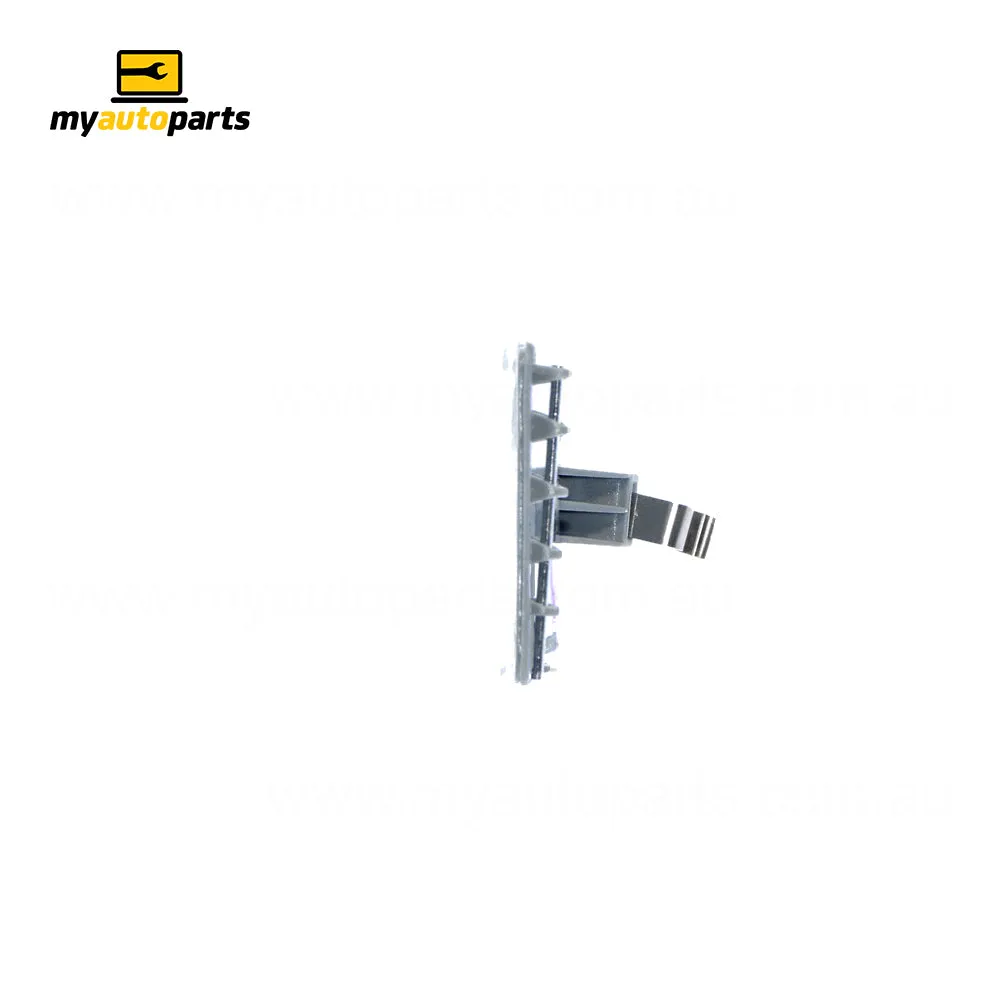 Front Bar Park / Indicator Lamp Passenger Side Aftermarket Suits Volkswagen Golf MK 3 1994 to 1998