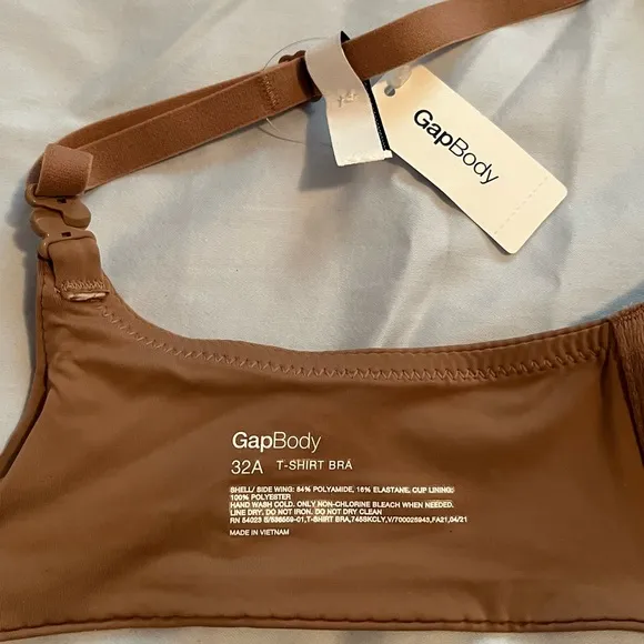 GAP T-shirt Bras 32A (3 bras)