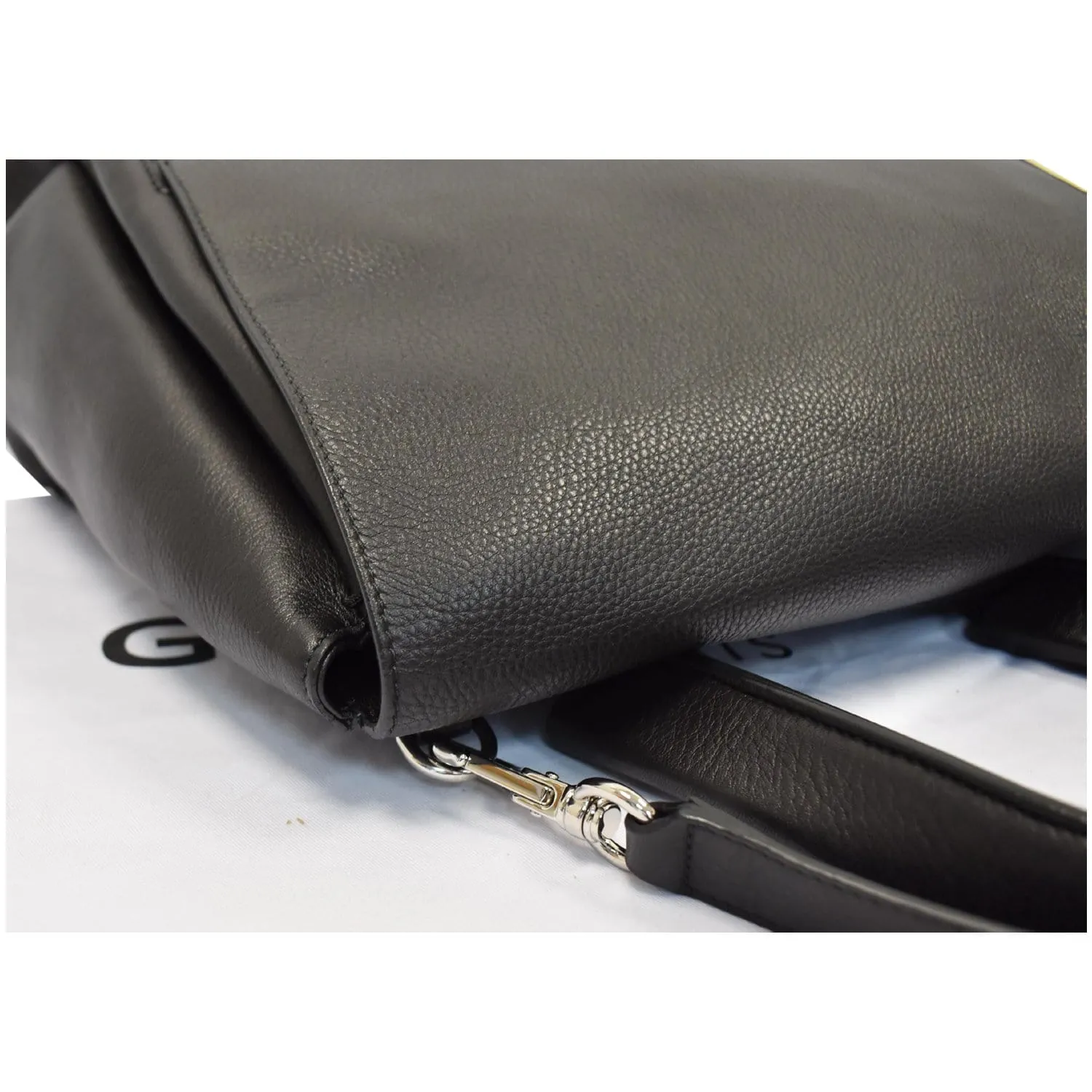 GIVENCHY Pandora Box Medium Grained Leather Shoulder Bag Black