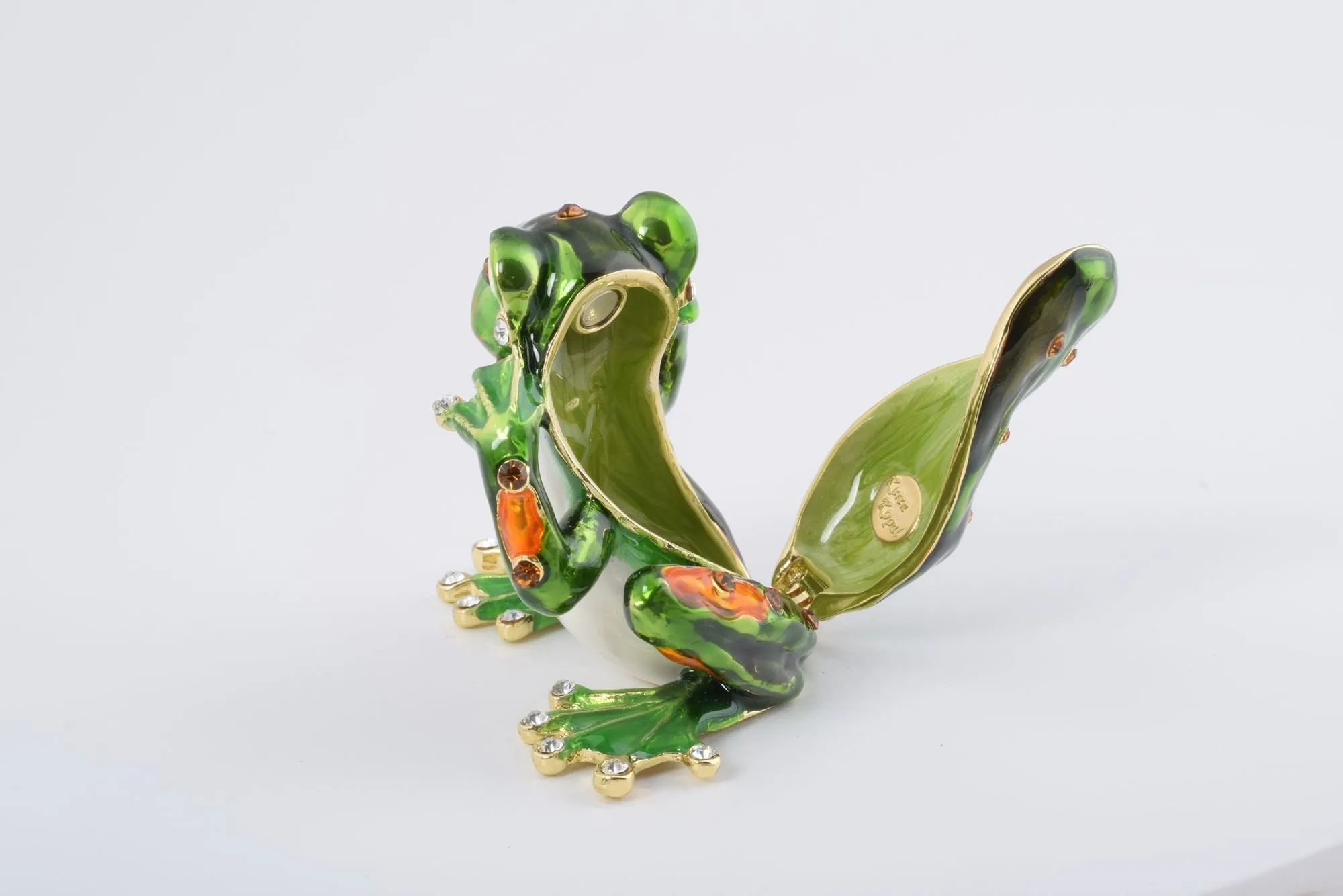 Green Frog Hear No Evil
