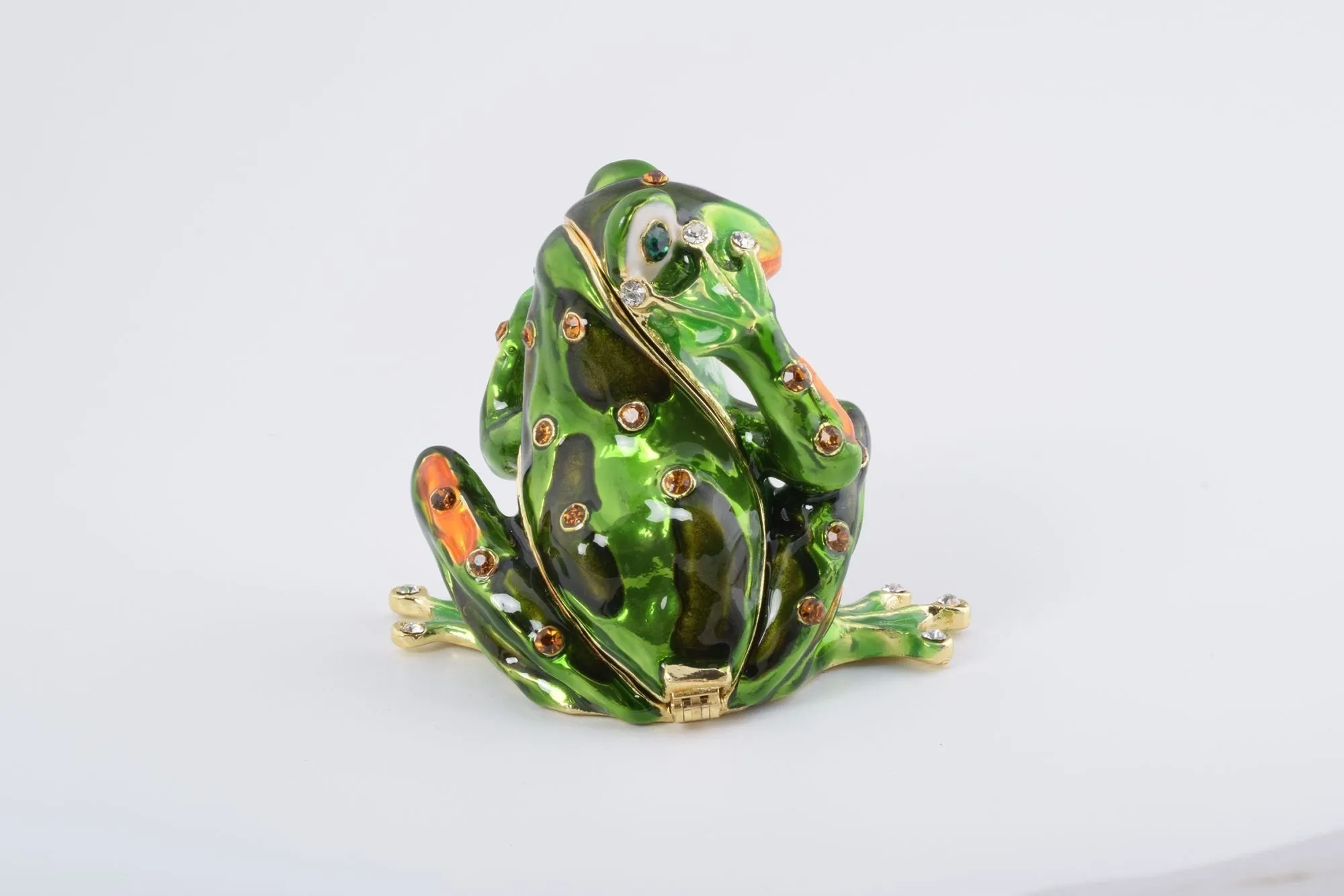 Green Frog Hear No Evil