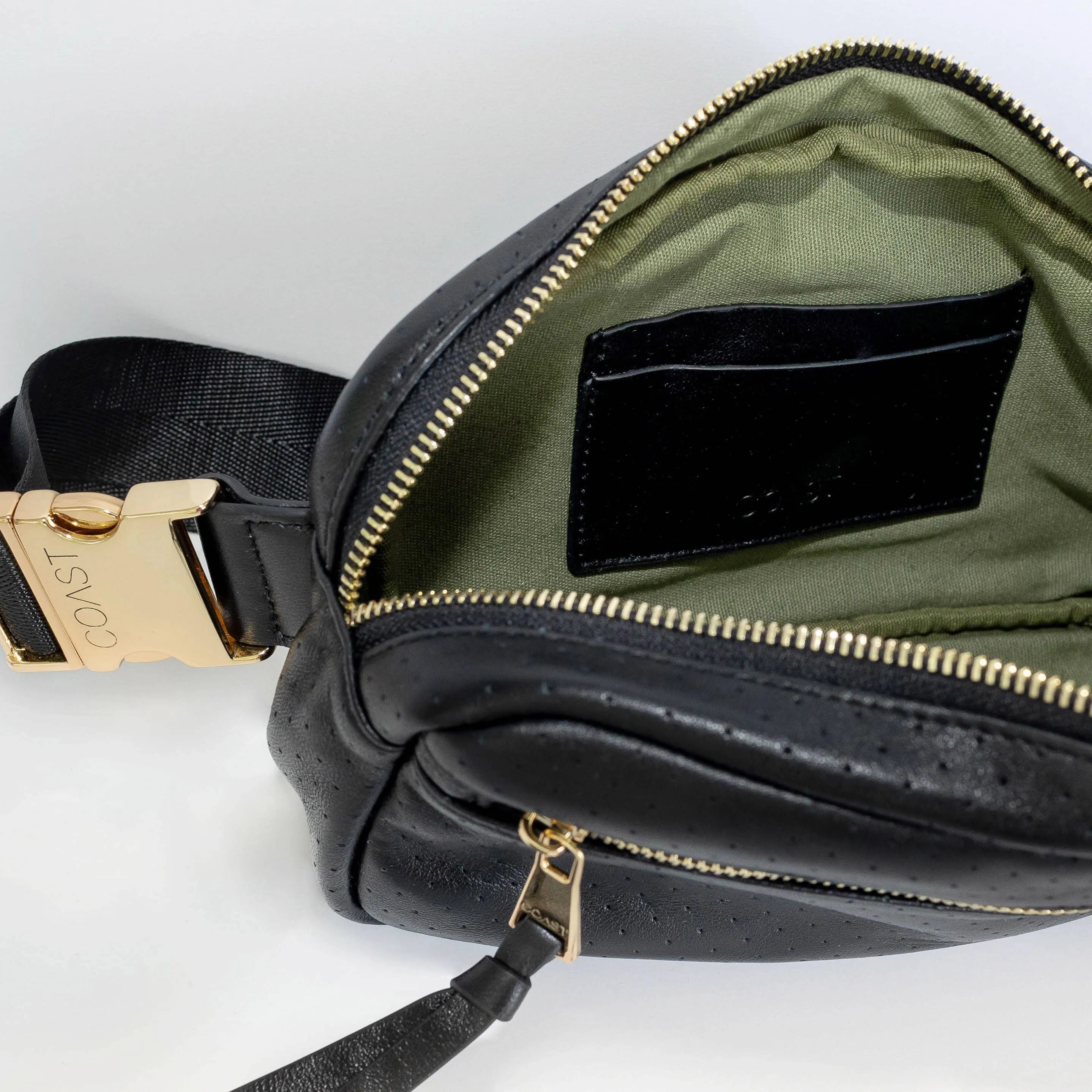 Hampton Leather Crossbody Bag: Shell: Black