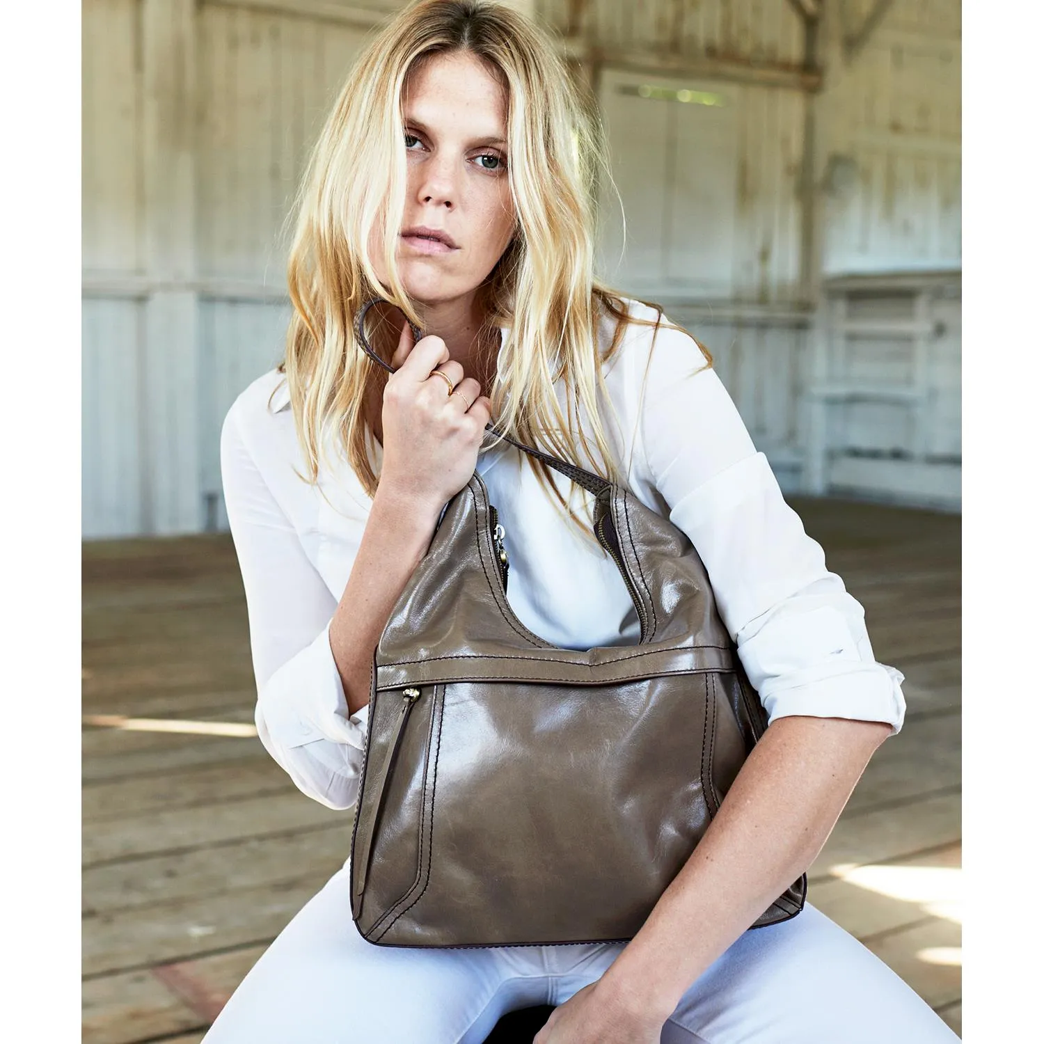 Hobo Fortune Black Vintage Hide Leather