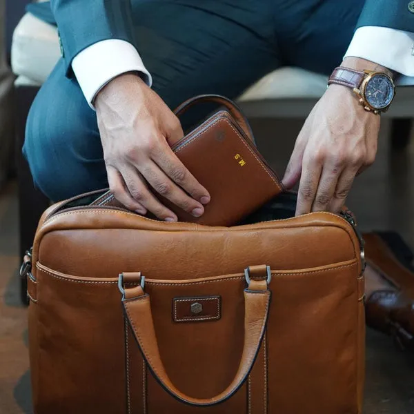 LARGE ZIP-AROUND TRAVEL AND PASSPORT ORGANISER