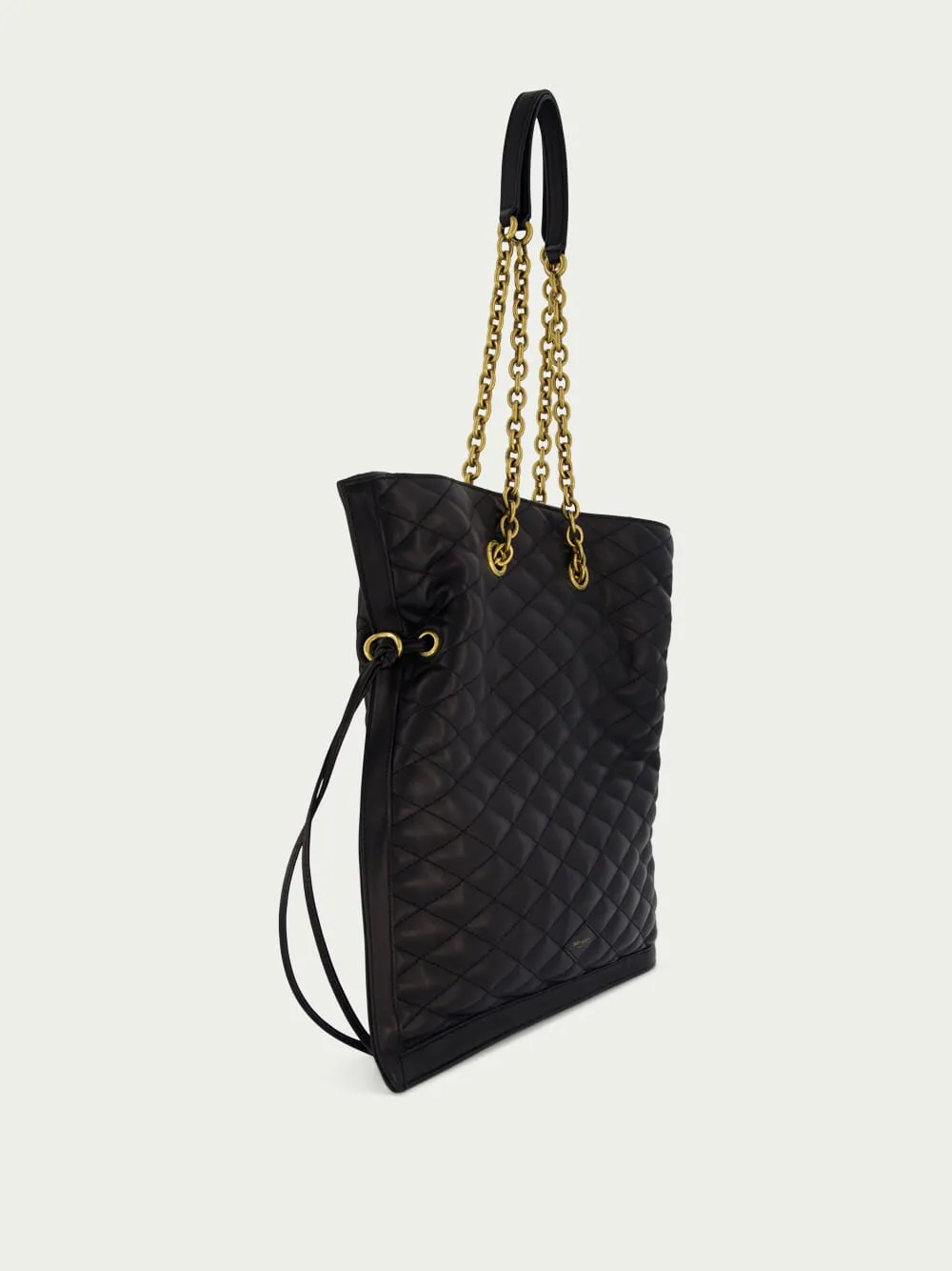 Le Pochon Quilted Shoulder Bag