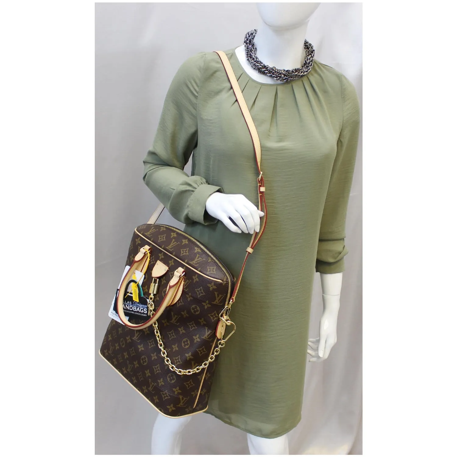 LOUIS VUITTON Carry All MM Monogram Canvas Shoulder Bag Brown