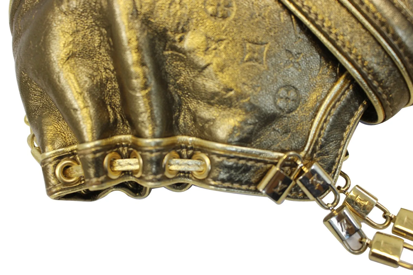 LOUIS VUITTON Cuir Gold Monogram Embossed Theda PM - Sale