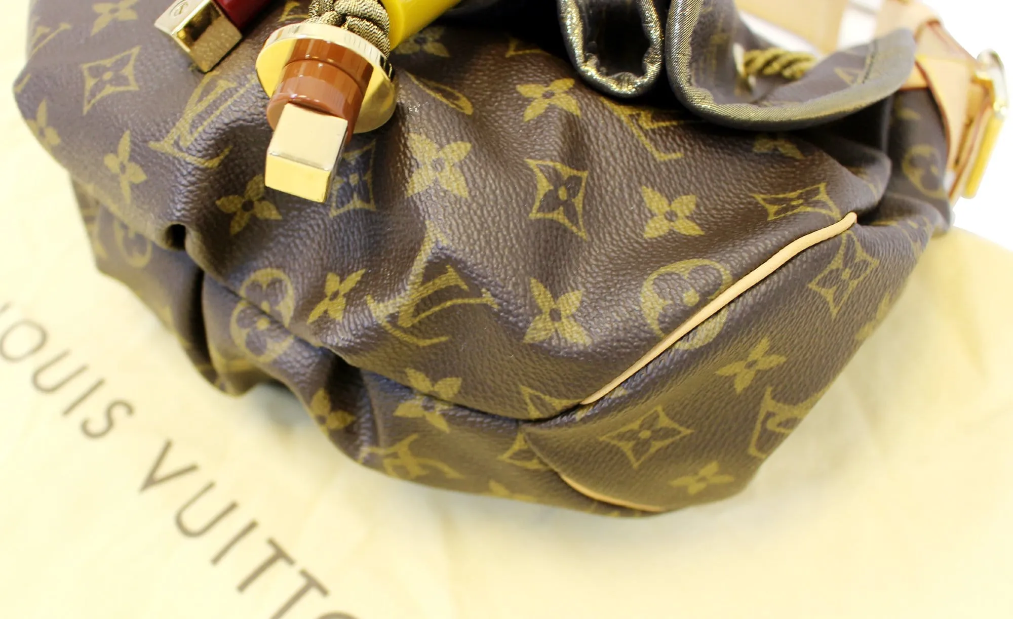 LOUIS VUITTON Monogram Canvas Kalahari PM Shoulder Handbag Limited