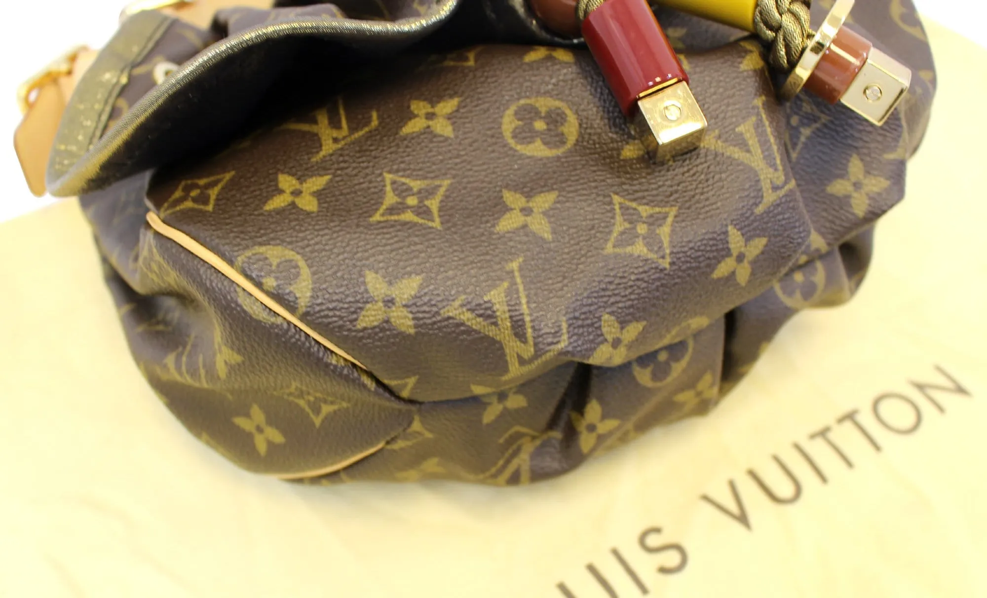 LOUIS VUITTON Monogram Canvas Kalahari PM Shoulder Handbag Limited