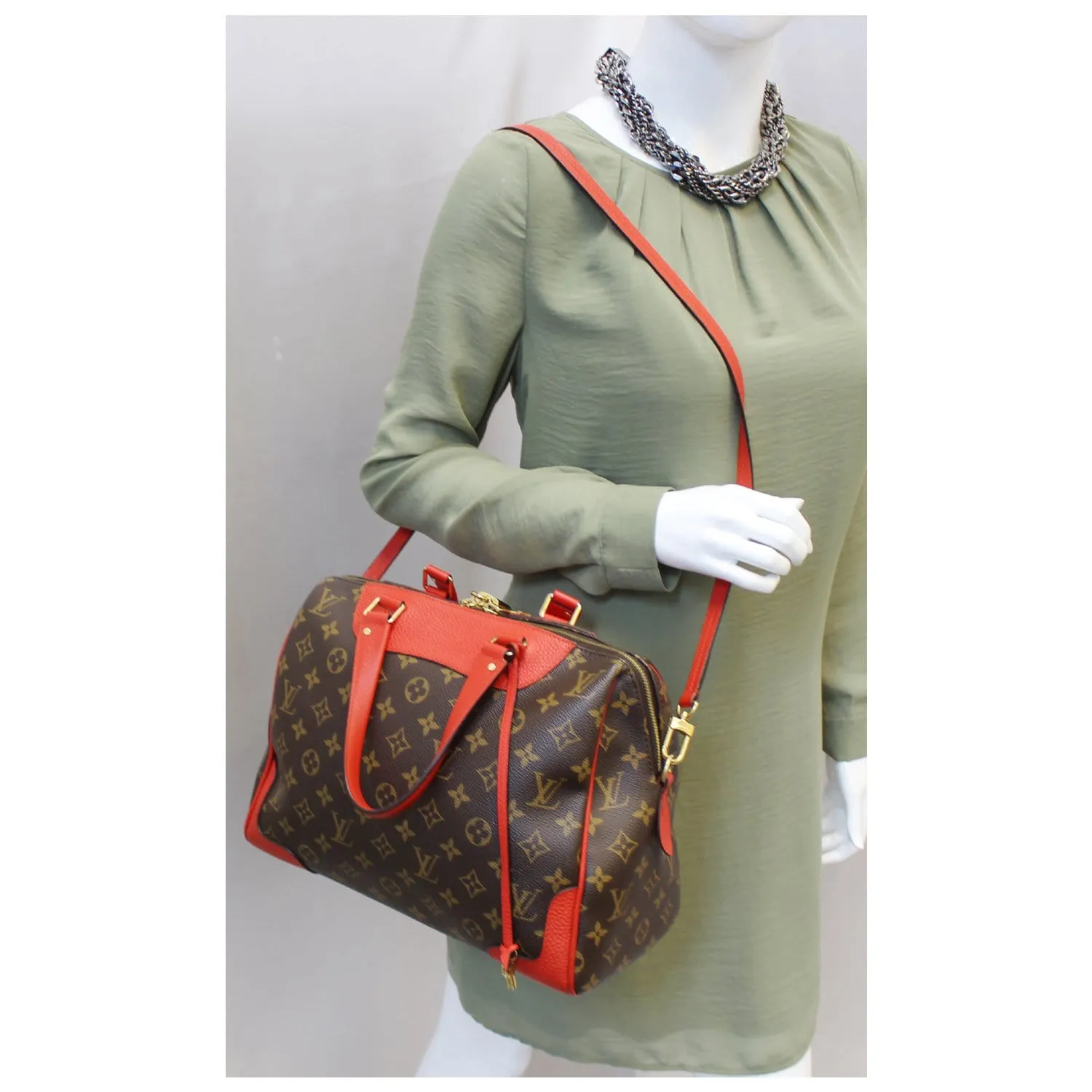 LOUIS VUITTON Retiro NM Monogram Shoulder Bag Coquelicot