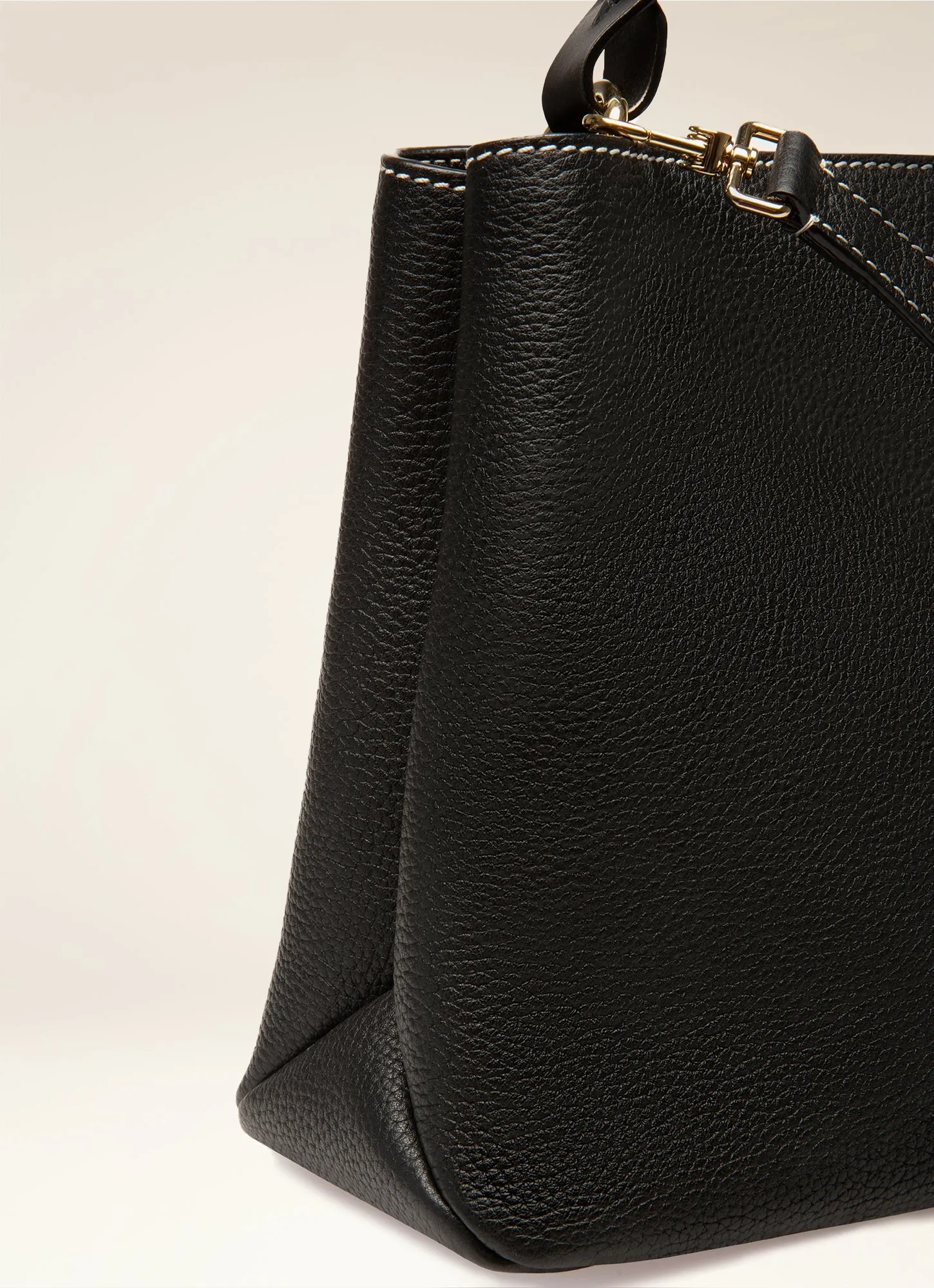 Lucyle - Shoulder Bag