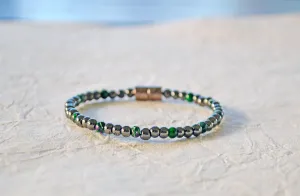 Magnetic Bracelet in Black and Green
