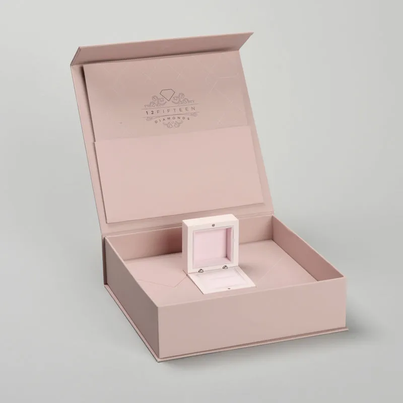 Magnetic Closure Shipping Box