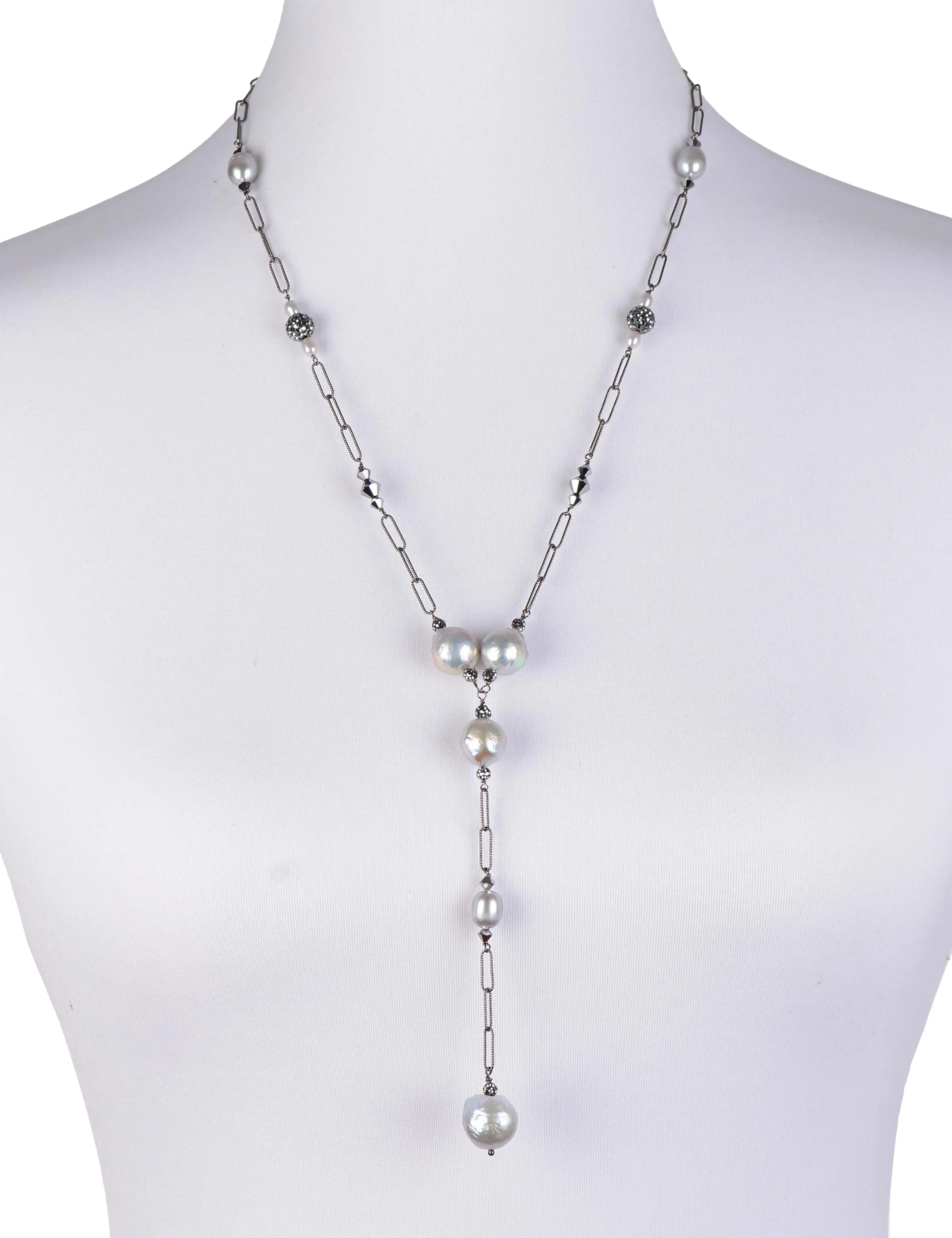 Marguerite Y-Neck
