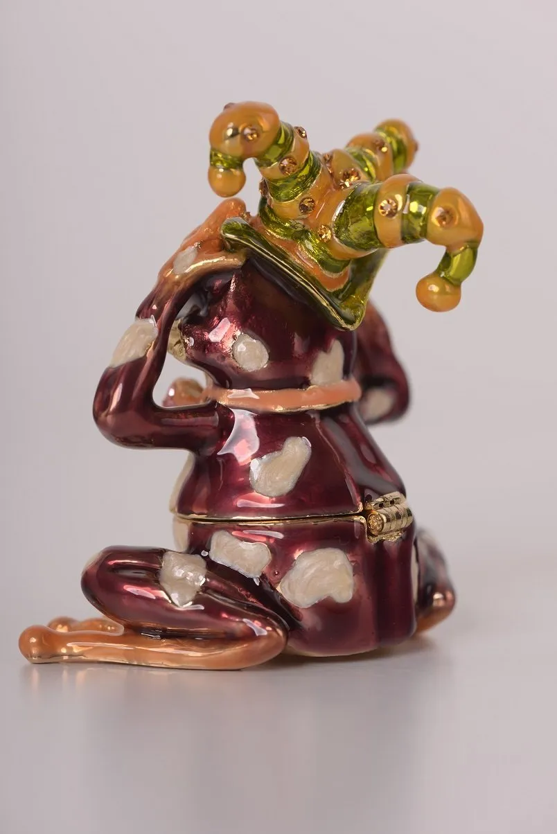 Maroon See No Evil Frog