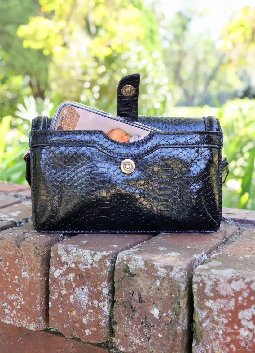 MAVERICK CROSSBODY BAG WITH POCKET-BLACK ES