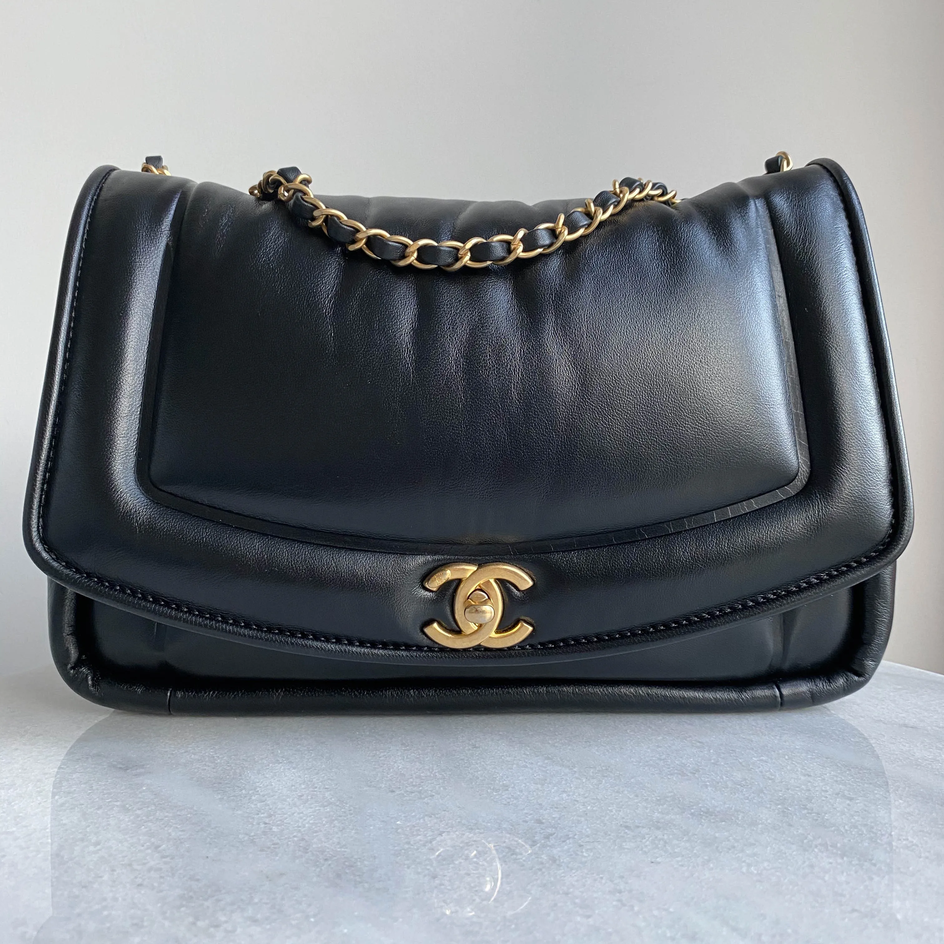 Medium Vintage Puffy Flap Bag in Black Lambskin