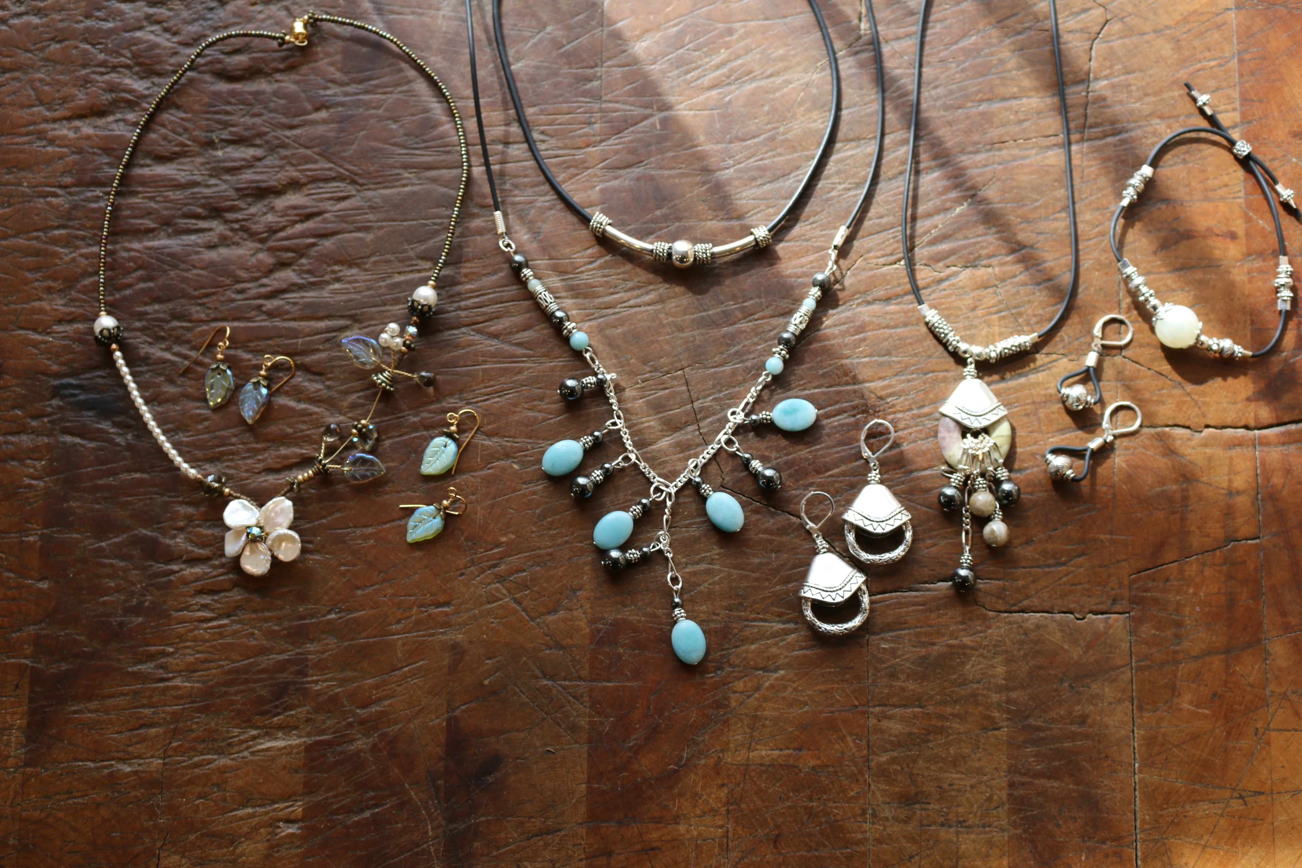 Pearl Tendril Handmade Necklace