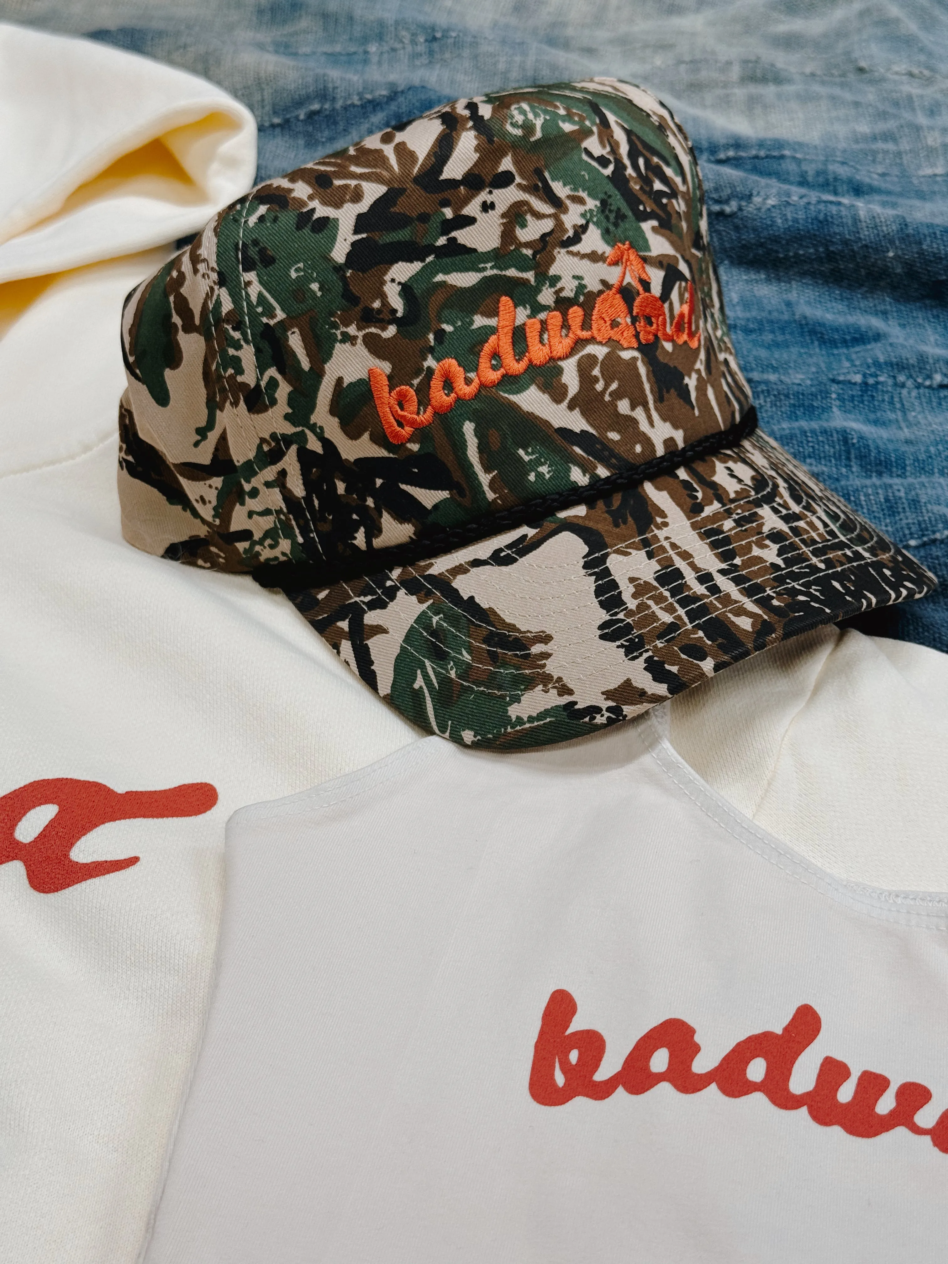 "CHERRY" CAMO HAT