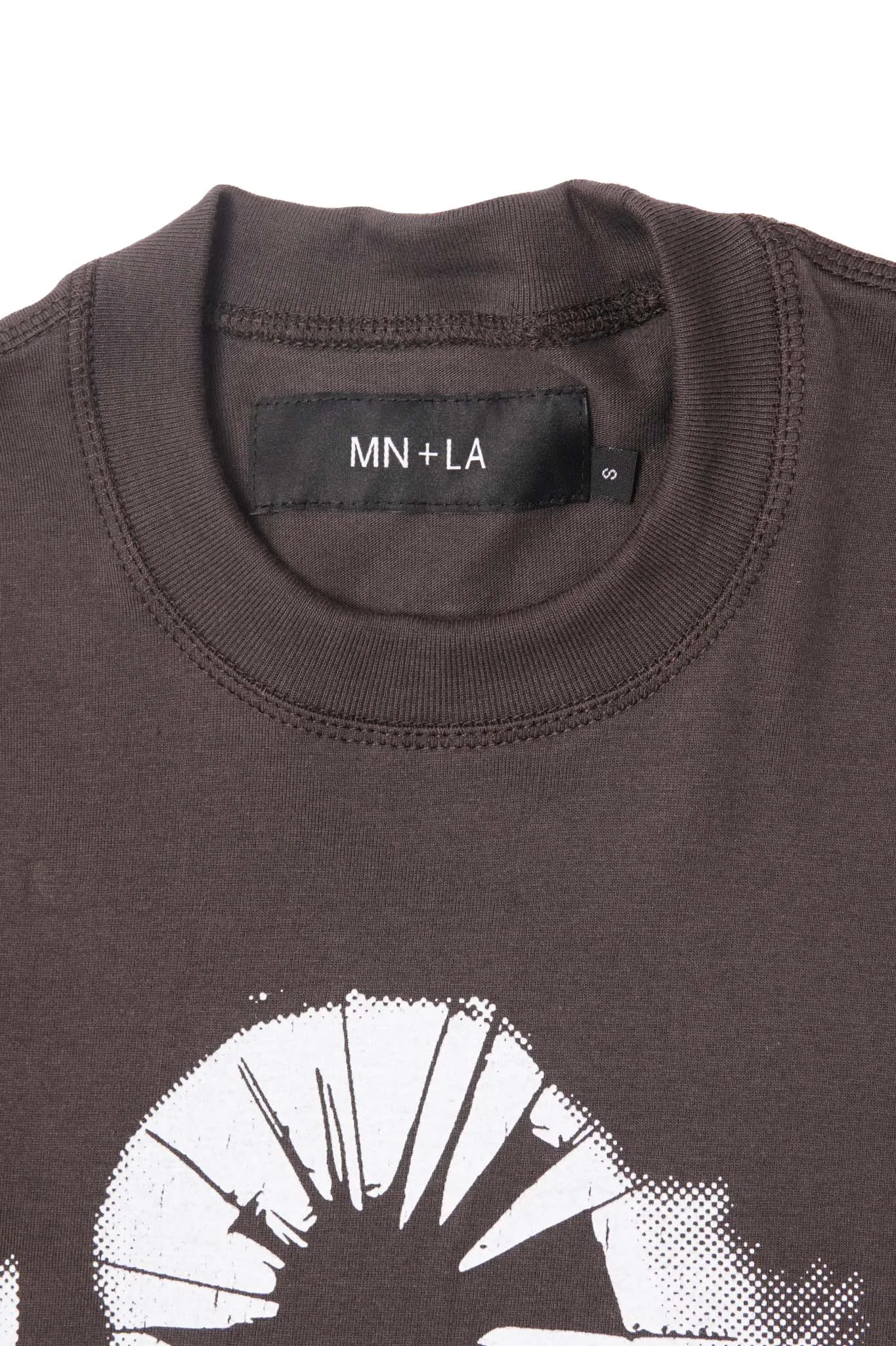 "HEAD SHOT" TEE IN CHARCOAL GREY