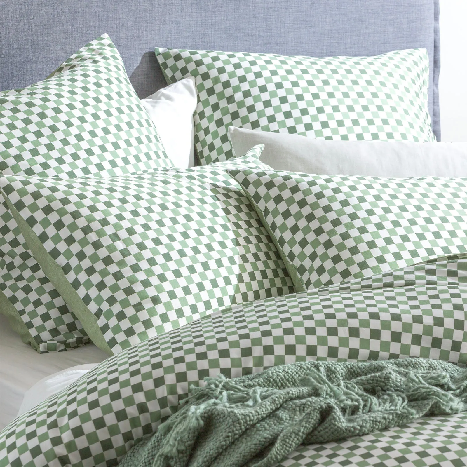 Renee Taylor 300 TC Cotton Reversible Quilt cover Set - Chessboard Sage