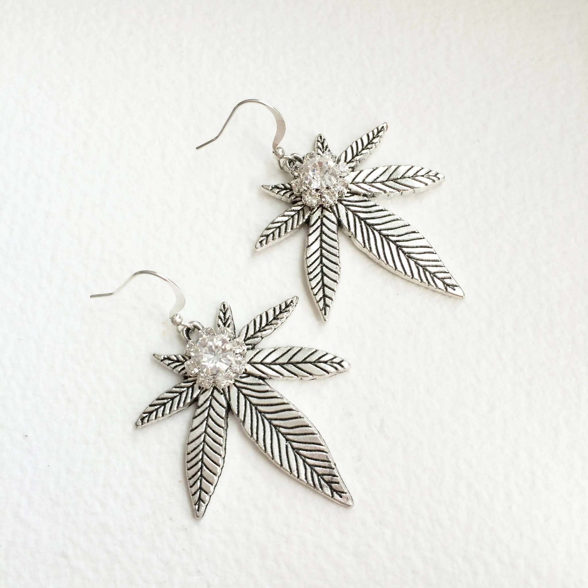 Rhinestone Weed Earring - Silver