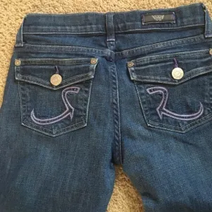Rock &amp; Republic KURT Women’s Size 26 Blue Denim Boot Cut Jeans Style KRT0250
