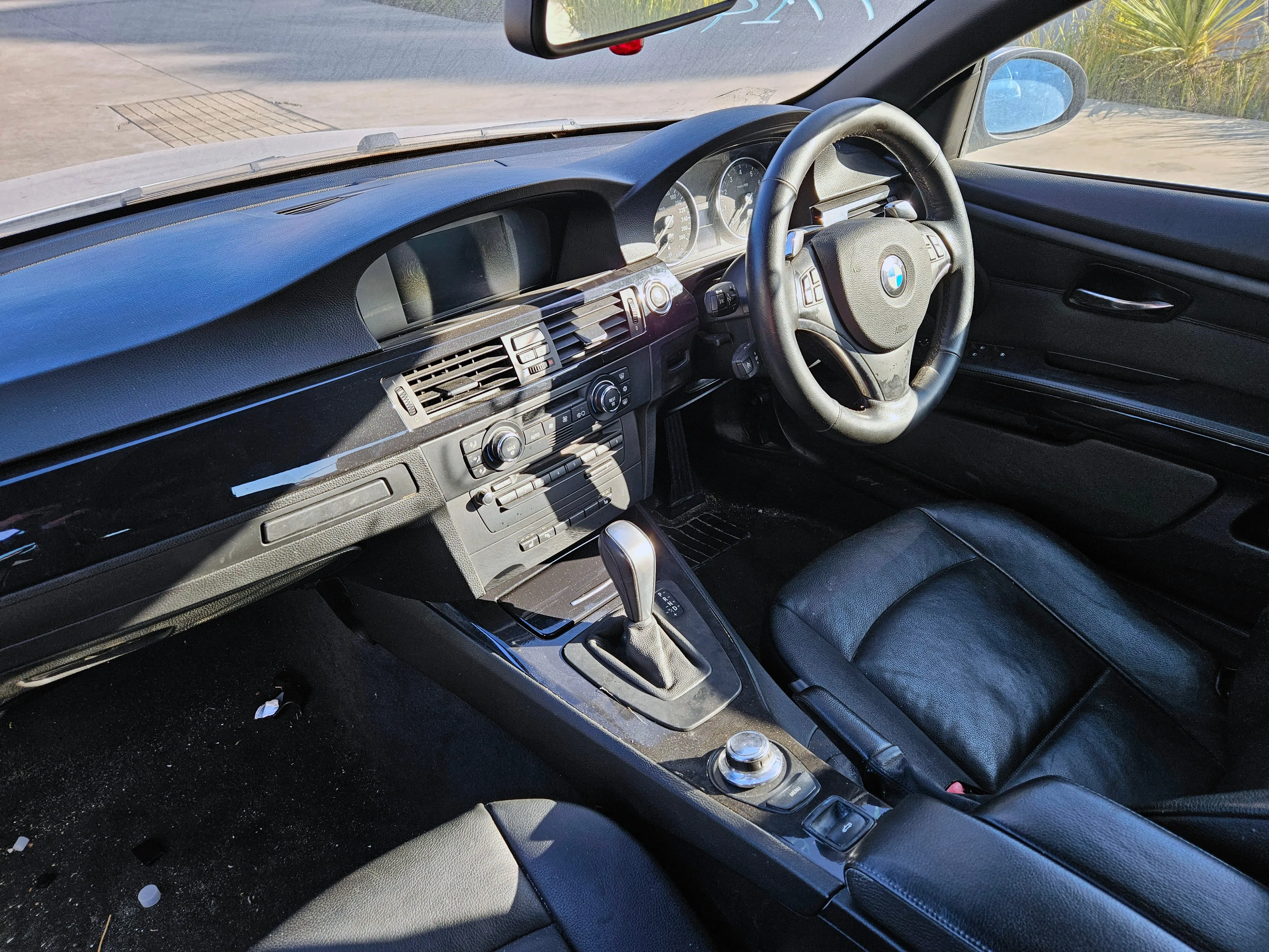 S3114 3' E93 Convertible 325i N52N AUTO 2008/04