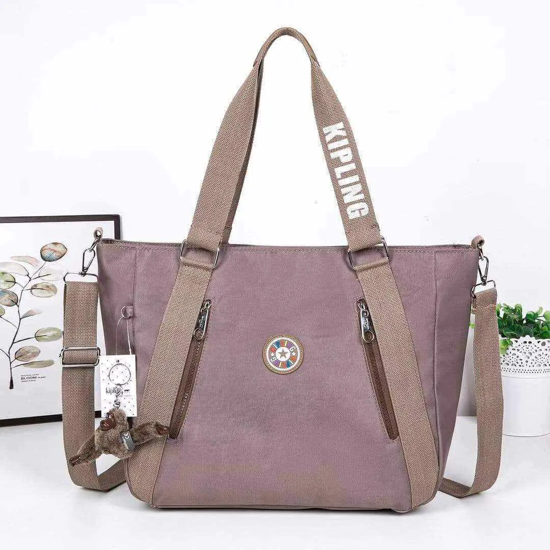 Shoulder bag / sling bag