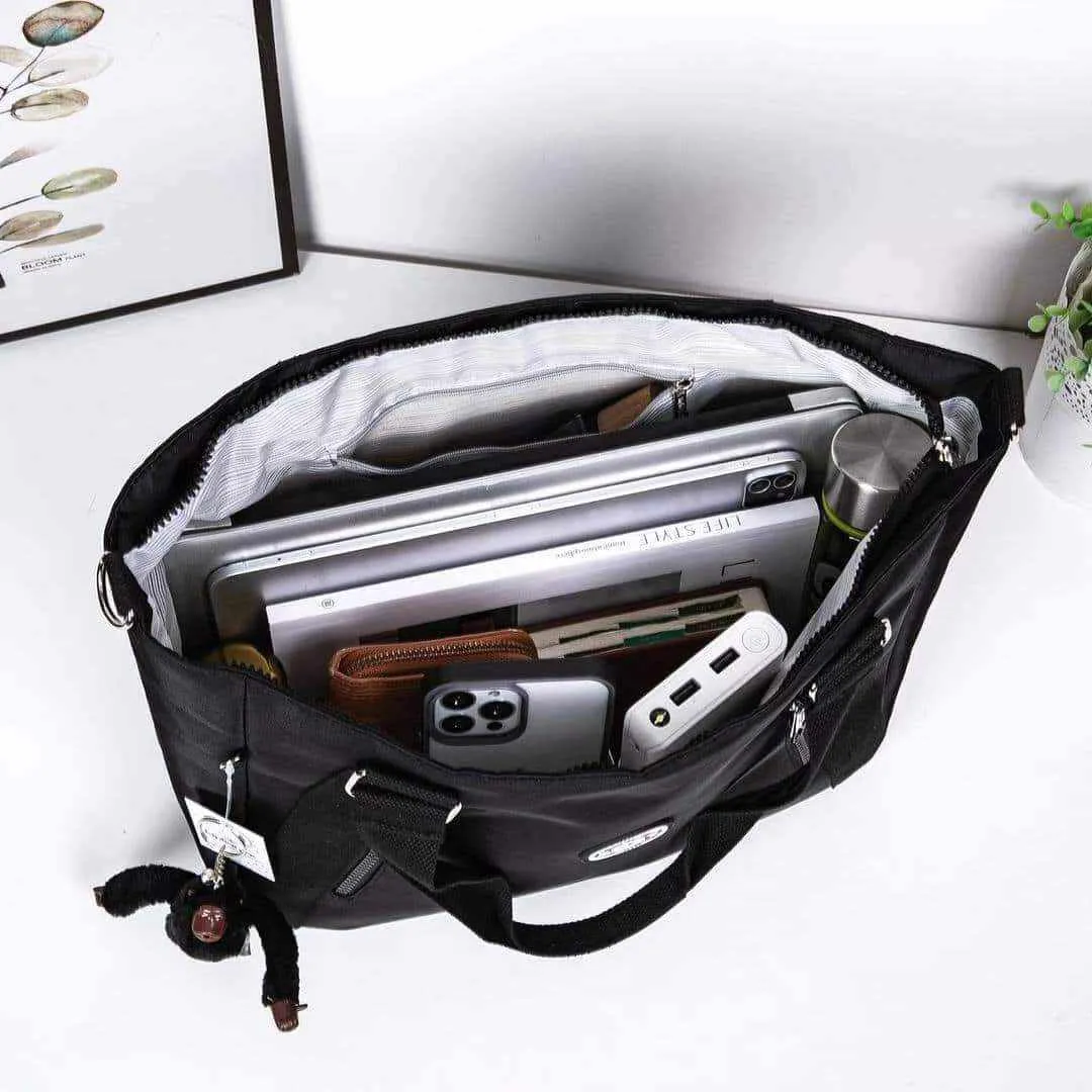 Shoulder bag / sling bag