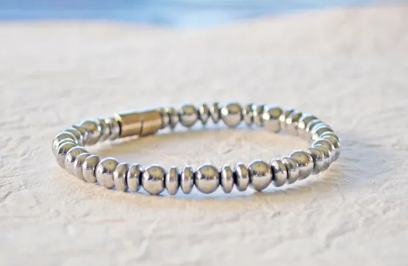 Silver Metallic Magnetic Bracelet for Pain