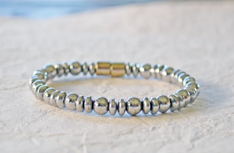 Silver Metallic Magnetic Bracelet for Pain