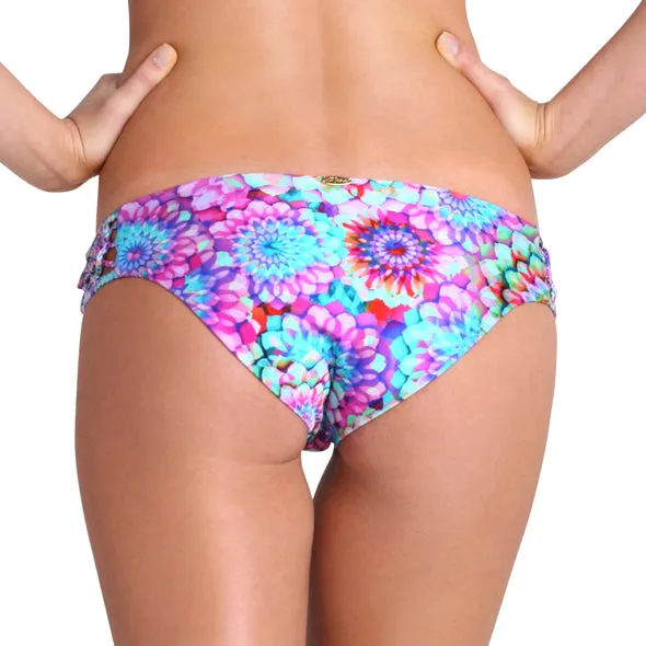 SOL BRILLANTE - Crochet Flower Side Moderate Bottom