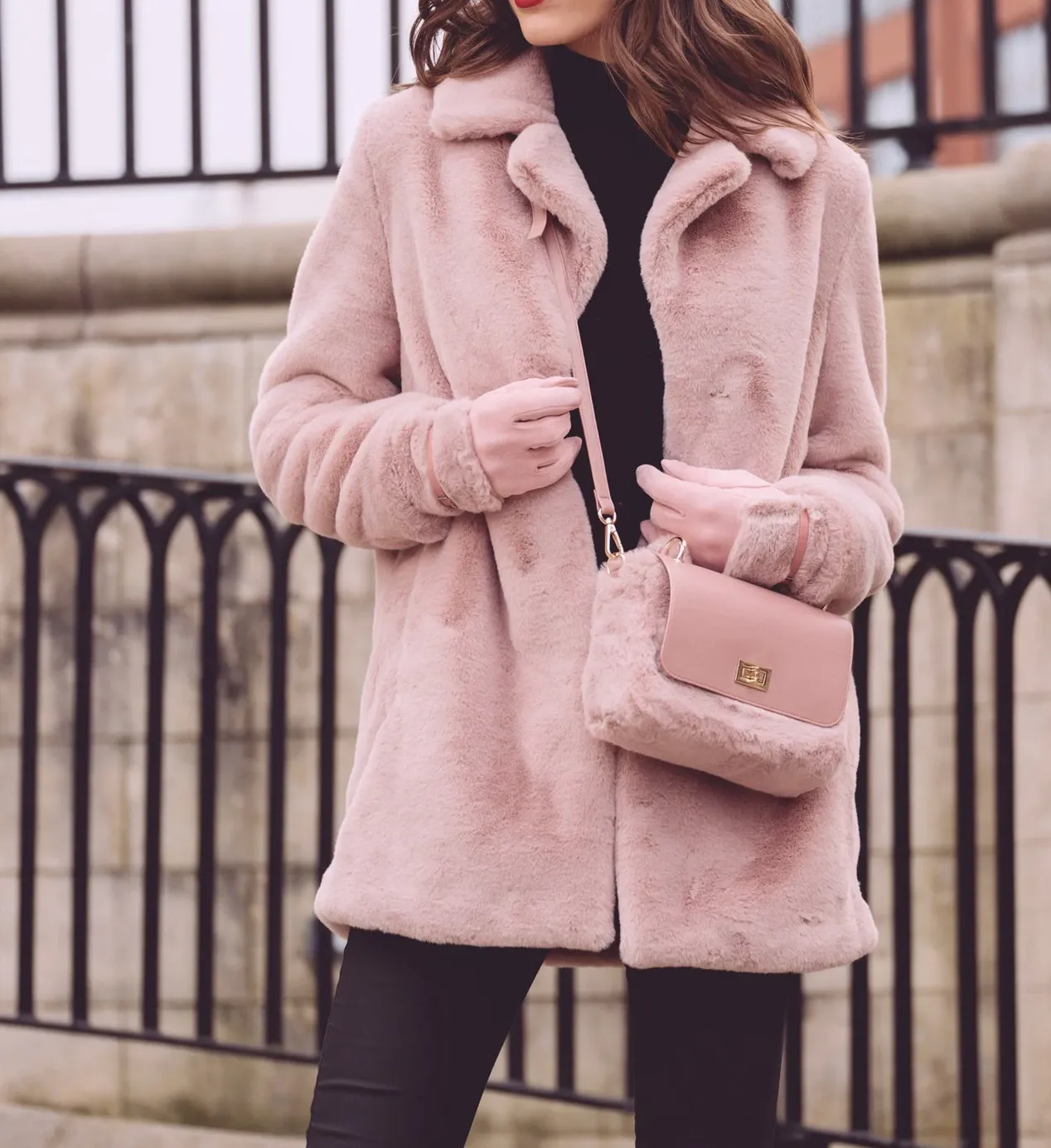 The Hepburn Bag